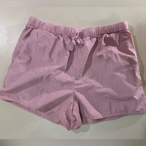 Wilfred (Aritzia) - Size M - Sail 3” Shorts in Sakura Pink